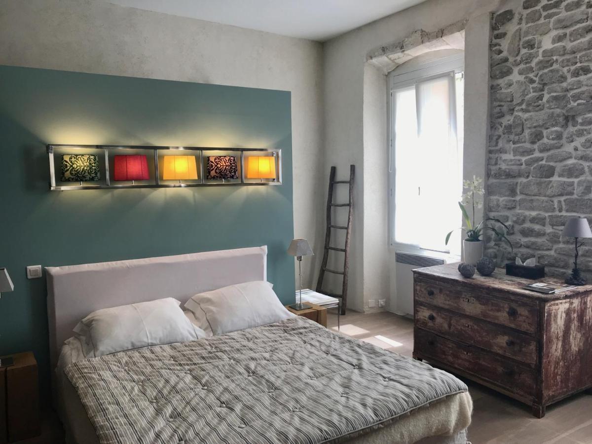 Le Loft Des Antiquaires, L'Isle-Sur-La-Sorgue Apartment Luaran gambar